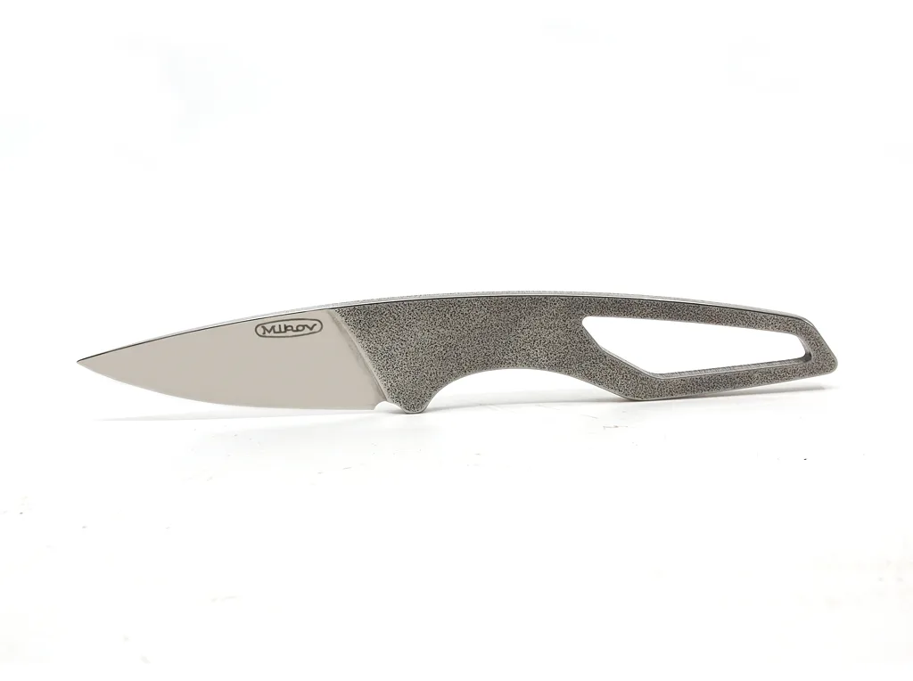 Nůž s pevnou čepelí LIST 725